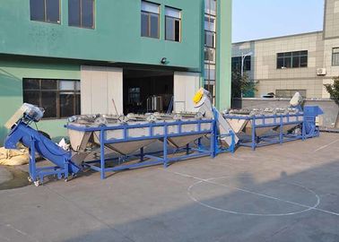 Linea di plastica frantoio di lavaggio di tensione su ordinazione di kg/h 45kw di capacità elevata 150-200
