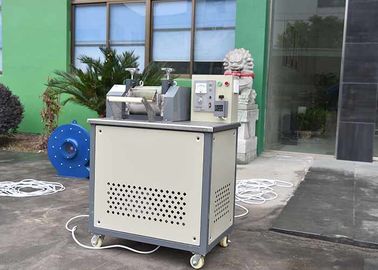 Tagliatrice di plastica del residuo dell'acciaio inossidabile, macchina di plastica della taglierina dello spreco del motore di 3,0 chilowatt